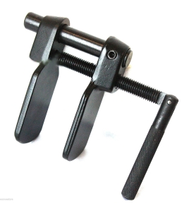 Presa pentru pistoane de frana