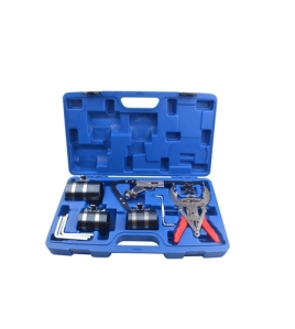 Set scule montat segmenti pe piston